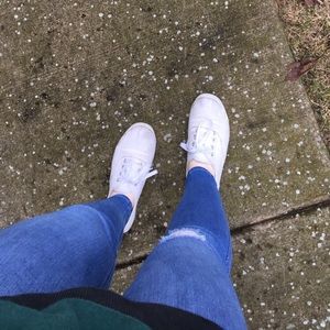 Meet your Posher, Raegan